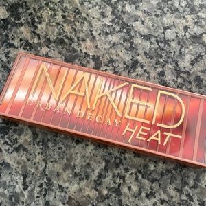 Naked Urban Decay Heat pallet.
